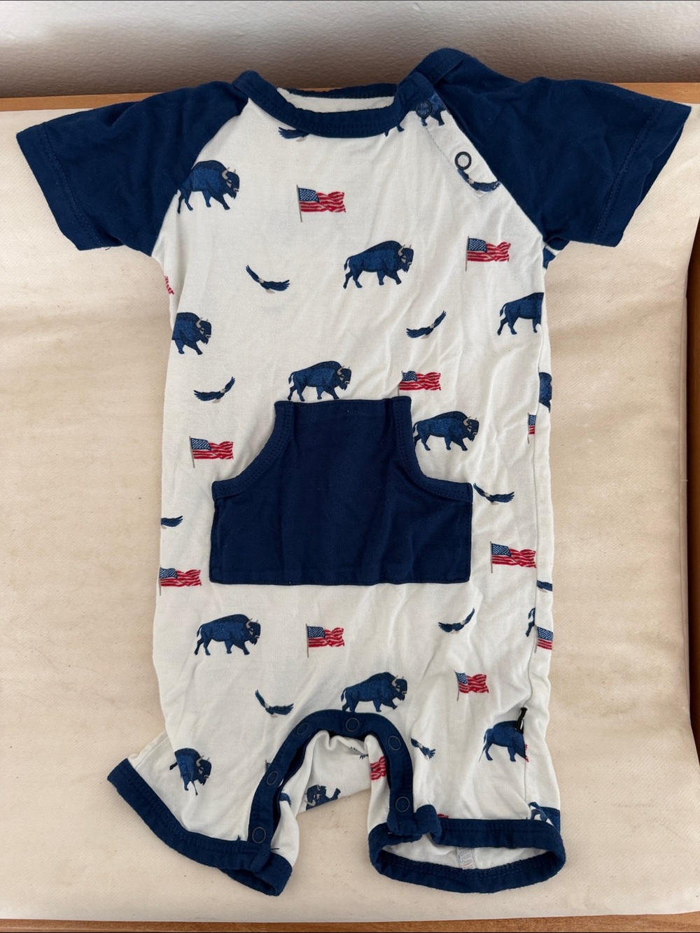 Kyte BABY Navy & White Buffalo Flag Short-Sleeve Pajama Romper
